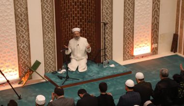 Diyanet İşleri Başkanı Erbaş “Sabah Namazında Dualarda Buluşuyoruz” programına katıldı