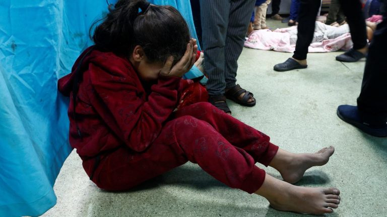 Gazze’deki Sağlık Bakanlığı: İsrail, Kemal Advan Hastanesini kuşattı