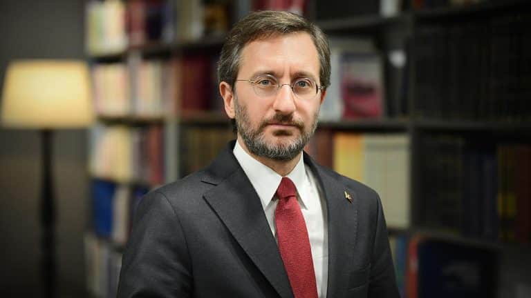 İletişim Başkanı Altun canlı yayında soruları yanıtladı