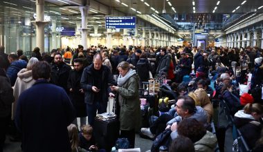 İngiltere ve Avrupa arasındaki Eurostar tren seferleri iptal edildi