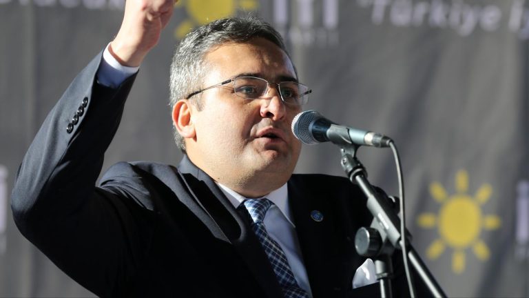 İyi Parti’de bir istifa daha