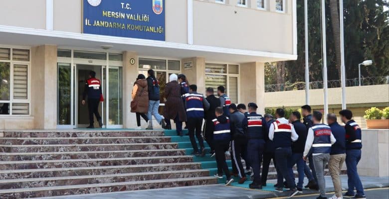 Mersin ve Gaziantep’te DEAŞ operasyonu: 9 gözaltı