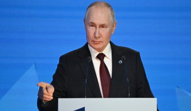 Putin’den “dost olmayan ülkeler” ile vergi anlaşmalarını kısmen iptal eden yasaya onay