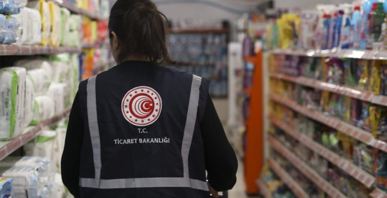 Ticaret Bakanlığı’ndan marketlerde eş zamanlı “fiyat ve etiket” denetimi