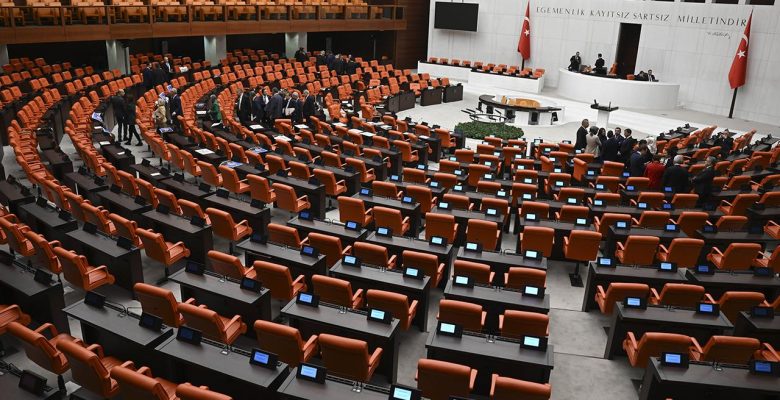 Yeni yılda Meclis gündemi: İşte beklenen düzenlemeler…