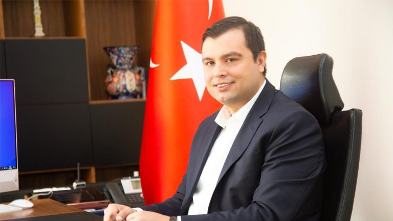 AK Parti’nin Uşak adayı Mehmet Çakın oldu