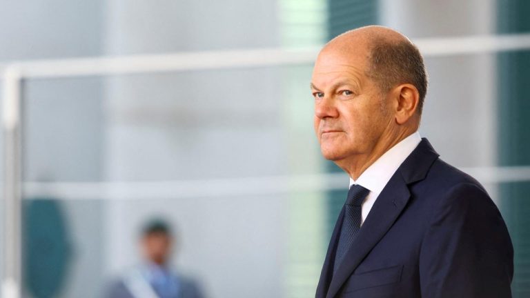 Almanya’da Başbakan Scholz’a destek azalıyor Almanya’da Başbakan Scholz’a destek azalıyor
