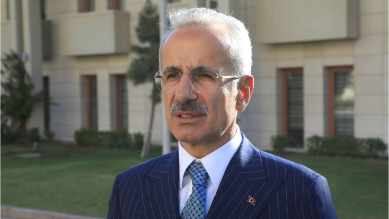 Bakan Uraloğlu: Hatay Havalimanı büyük gövdeli uçakların inişine uygun şekilde yenileniyor