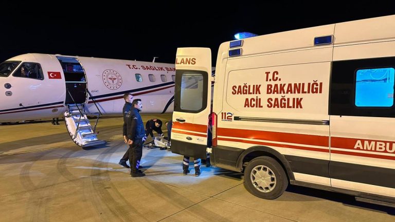 Beyin kanaması geçiren hasta ambulans uçakla Ankara’ya sevk edildi