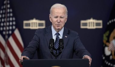 Biden, Kongre’nin yetki vermesi halinde ABD-Meksika sınırını kapatacağını belirtti