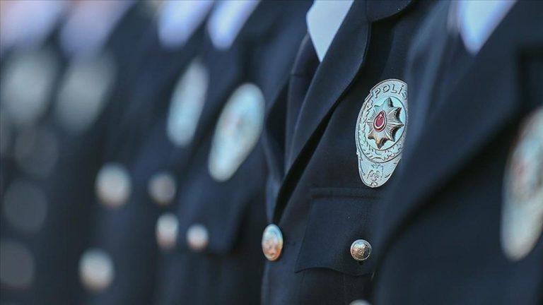 Emniyet Genel Müdürlüğü’nden 127 personele terfi Emniyet Genel Müdürlüğü’nden 127 personele terfi