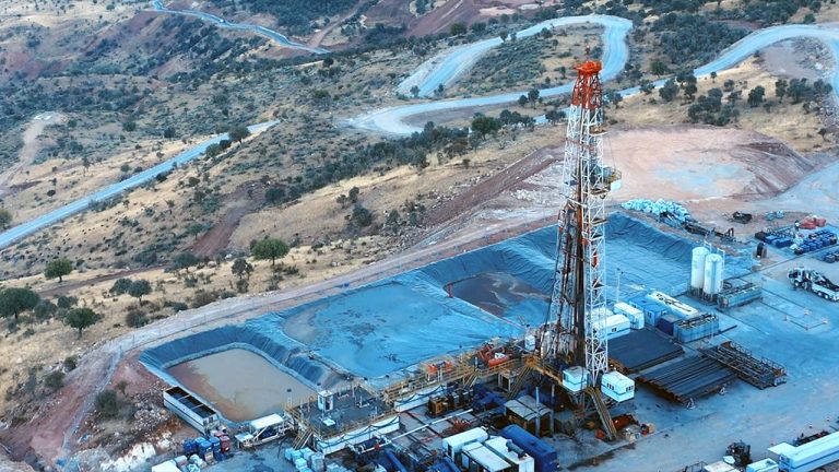 Gabar’da günlük petrol üretimi 35 bin varille rekor kırdı Gabar’da günlük petrol üretimi 35 bin varille rekor kırdı