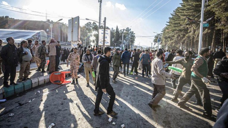 İran, Kirman’daki terör saldırısında ölü sayısını 84 olarak güncelledi İran, Kirman’daki terör saldırısında ölü sayısını 84 olarak güncelledi