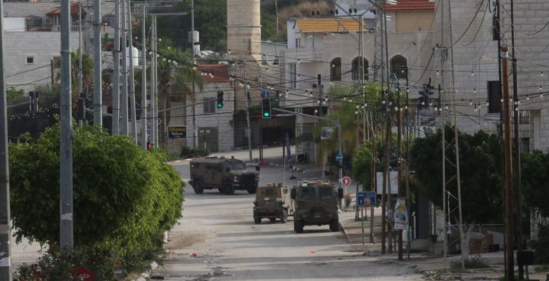 İsrail ordusu, Batı Şeria’nın Tulkerim kentindeki baskınlarına devam ediyor