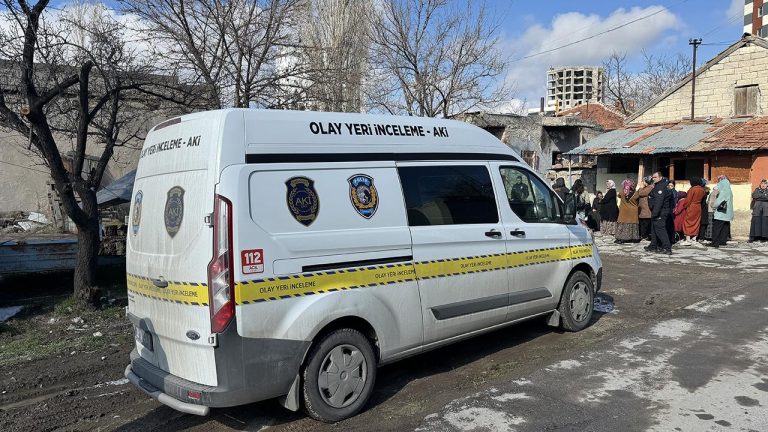Kayseri’de soba zehirlenmesi can aldı