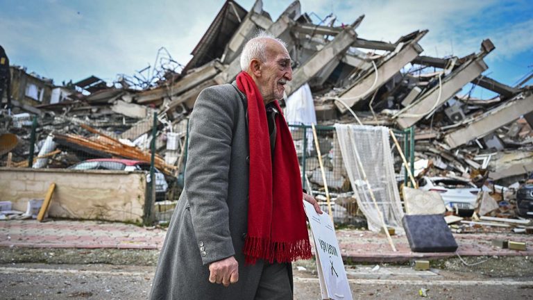 6 Şubat depremlerinde 53 bin 537 canımızı yitirdik