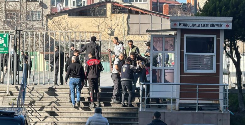 Çağlayan Adliyesi önünde saldırı girişimi: 2 terörist etkisiz hale getirildi