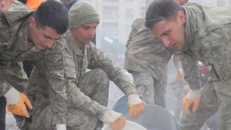 Milli Savunma Bakanlığı 6 Şubat depremleri için belgesel hazırladı