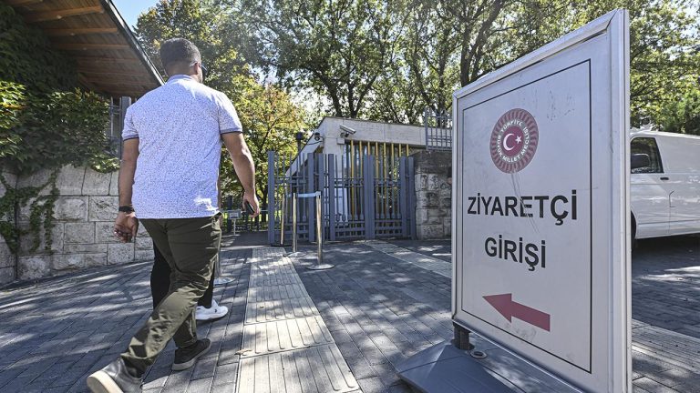 TBMM’ye yeni kapı: Sadece ziyaretçiler giriş yapabilecek