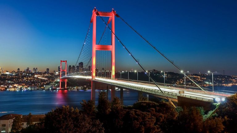 15 Temmuz Şehitler Köprüsü 28 Nisan’da kapalı olacak 15 Temmuz Şehitler Köprüsü 28 Nisan’da kapalı olacak