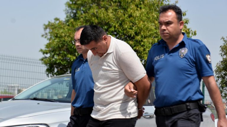 Hamile kadının ölümüne neden olan otobüs şoförü ‘asli kusurlu’ sayıldı Hamile kadının ölümüne neden olan otobüs şoförü ‘asli kusurlu’ sayıldı