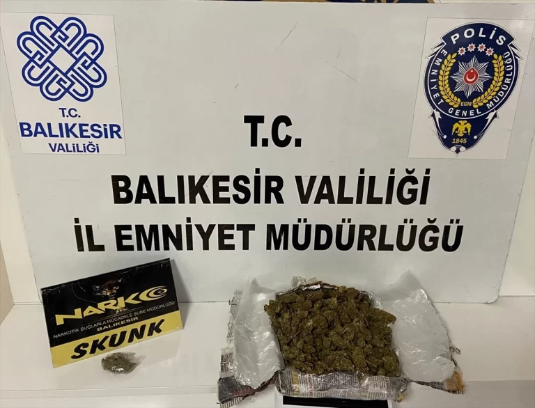 Balıkesir’de düzenlenen uyuşturucu operasyonunda 2 zanlı gözaltına alındı