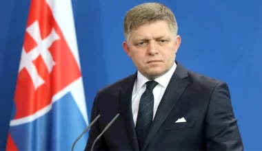 Slovakya’nın eski başbakanı Robert Fico suikast girişimine uğradı